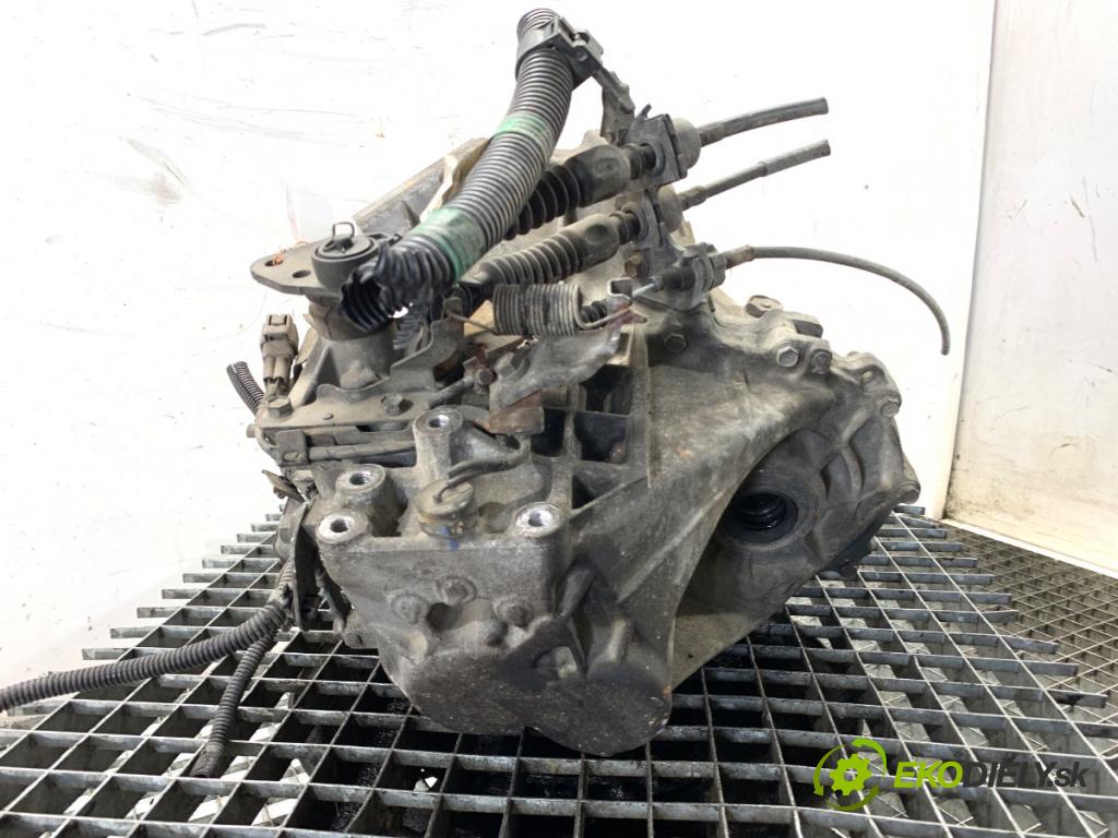 PEUGEOT 107 liftback 2006 50 kW 1.0 998 Prevodovka  (Prevodovka)