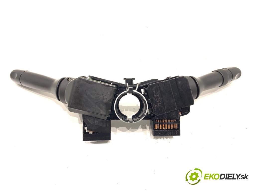 PEUGEOT 107 liftback 2006 50 kW 1.0 998 Prepínač kombinovaný 173848 (Prepínacie páčky pod volantom)