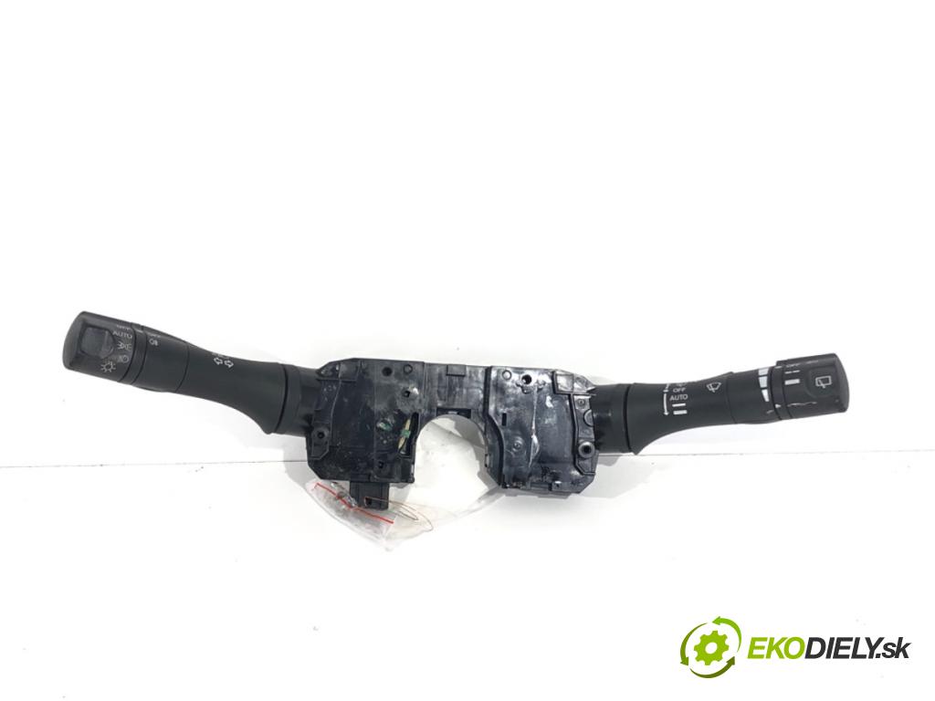 NISSAN MICRA K13 liftback 2015 59 kW 1.2 1198 Prepínač kombinovaný  (Prepínacie páčky pod volantom)