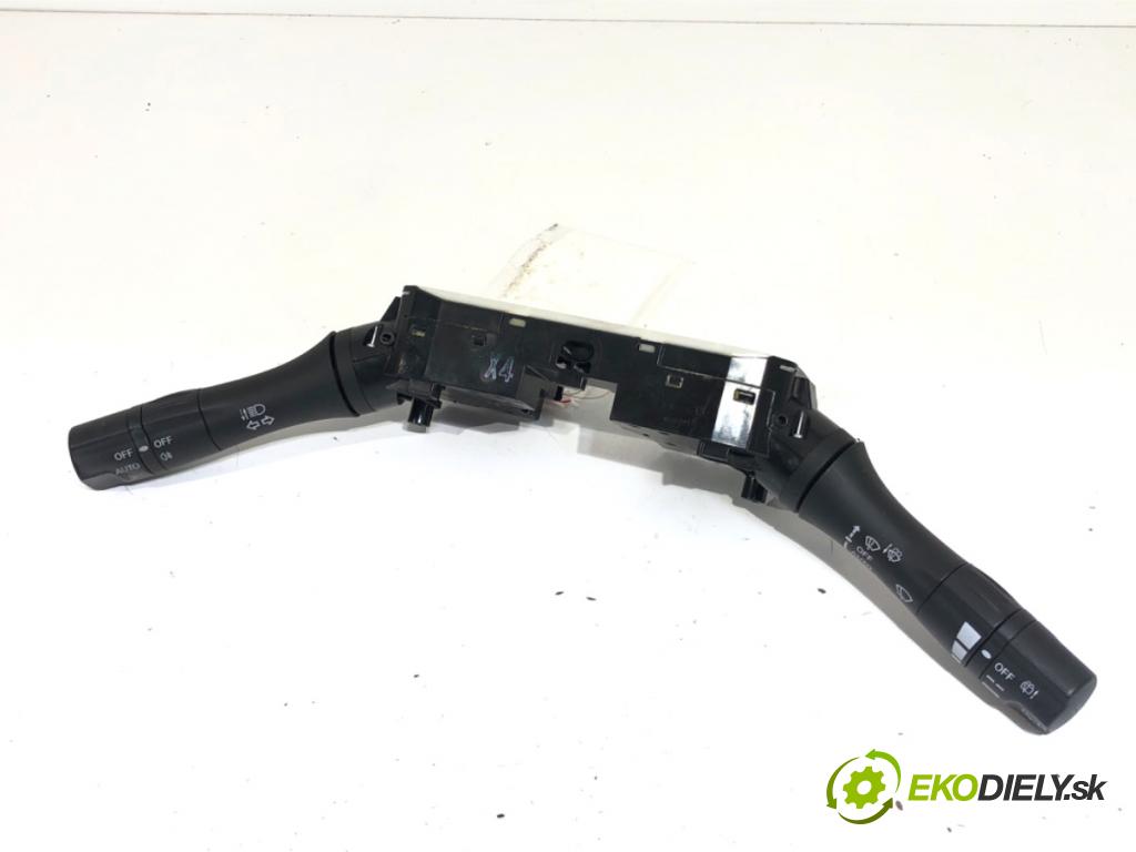 NISSAN MICRA K13 liftback 2015 59 kW 1.2 1198 Prepínač kombinovaný  (Prepínacie páčky pod volantom)