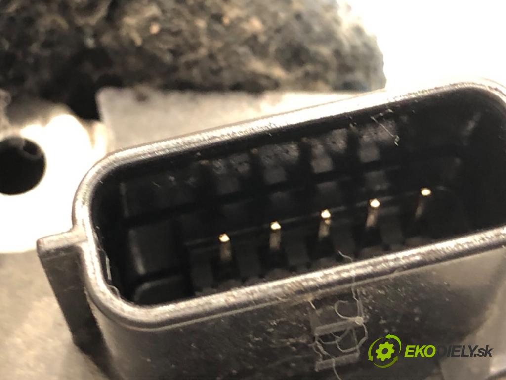 NISSAN MICRA K13 liftback 2015 59 kW 1.2 1198 Váha vzduchu AFH70M-38 (Váha vzduchu)