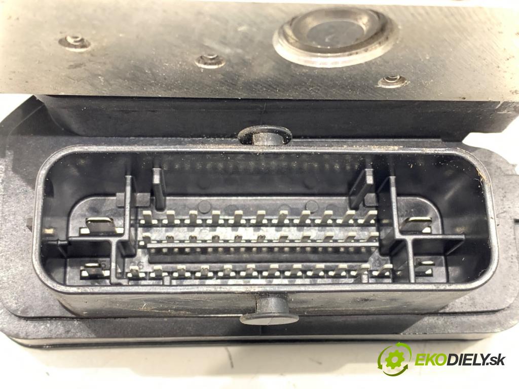 NISSAN MICRA K13 liftback 2015 59 kW 1.2 1198 Pumpa ABS 476603HN5A (Pumpa ABS)