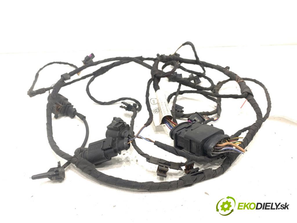 VW PASSAT B8 Kombi 2014 110 kW 2.0 TDI 1968 káblovačka PDC přední část 3G0971095