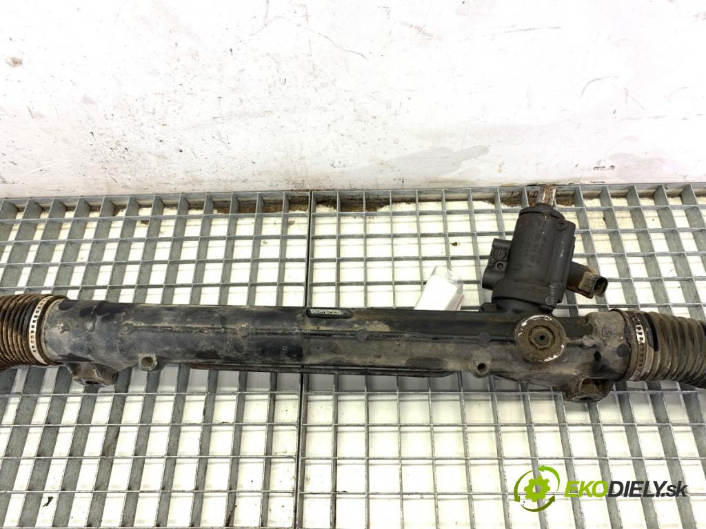 AUDI A4 B8 sedan 2012 155 kW 2.0 TFSI 1984 riadenie 7832546796 (Riadenie)