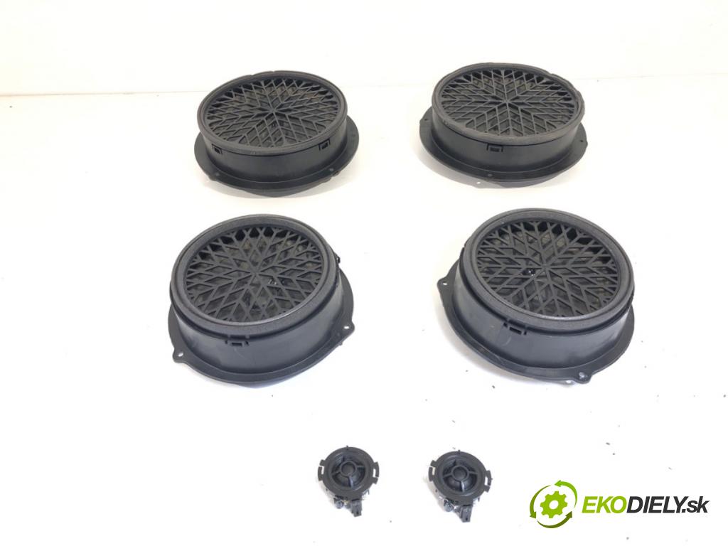 AUDI A4 B8 sedan 2012 155 kW 2.0 TFSI 1984 reproduktory 8T0035415A