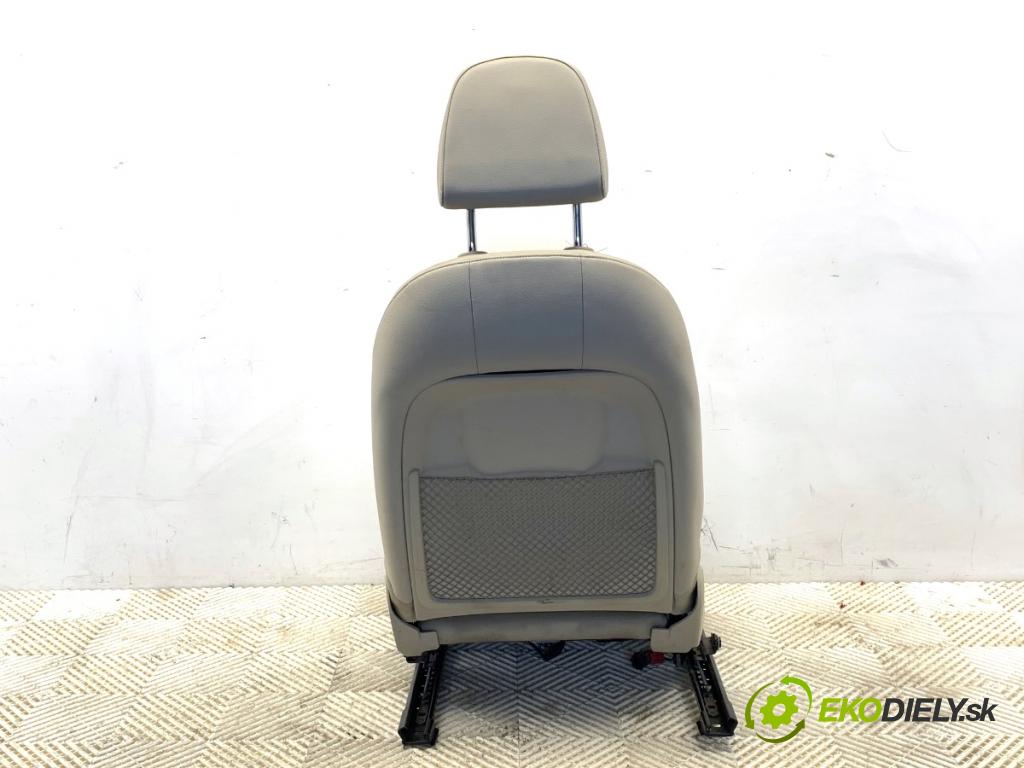 AUDI A4 B8 sedan 2012 155 kW 2.0 TFSI 1984 Sedadlo pravy predný