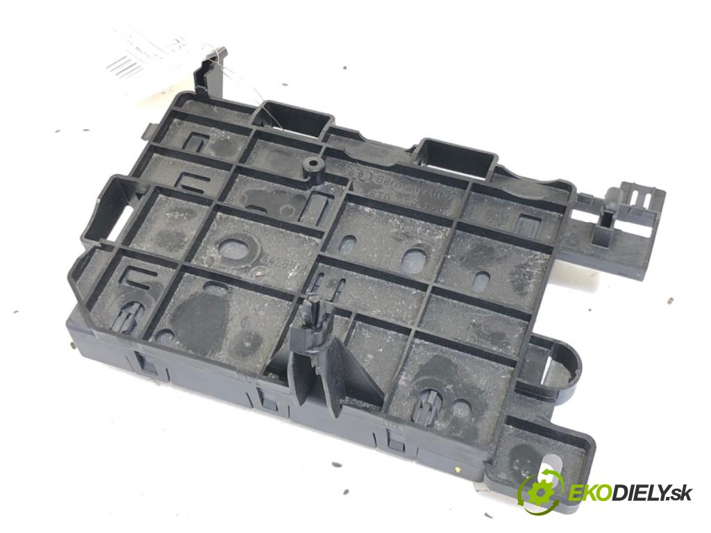 AUDI A4 B8 sedan 2012 155 kW 2.0 TFSI 1984 Modul sedačky ľavy 8K0959760D