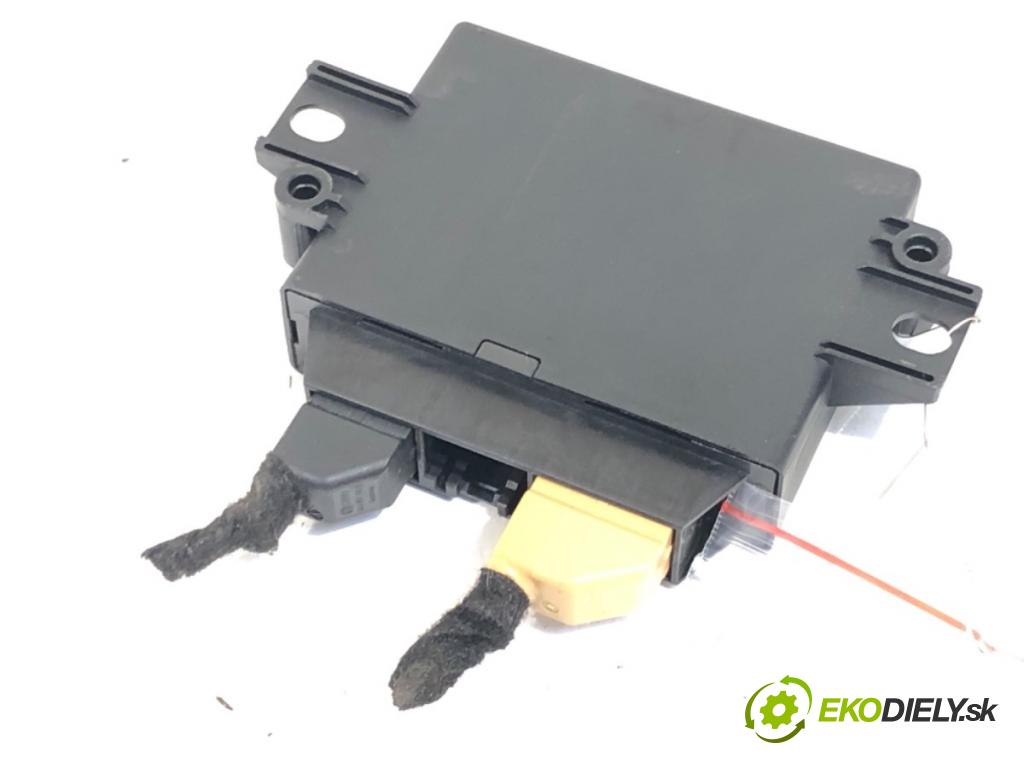 AUDI A4 B8 sedan 2012 155 kW 2.0 TFSI 1984 Modul PDC 8K0919475T (Riadiaca jednotka ostatné)