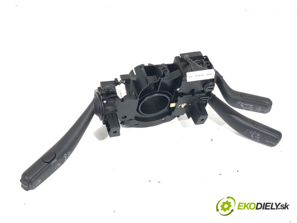 AUDI A4 B8 sedan 2012 155 kW 2.0 TFSI 1984 Prepínač kombinovaný 8K0953502BD (Prepínacie páčky pod volantom)
