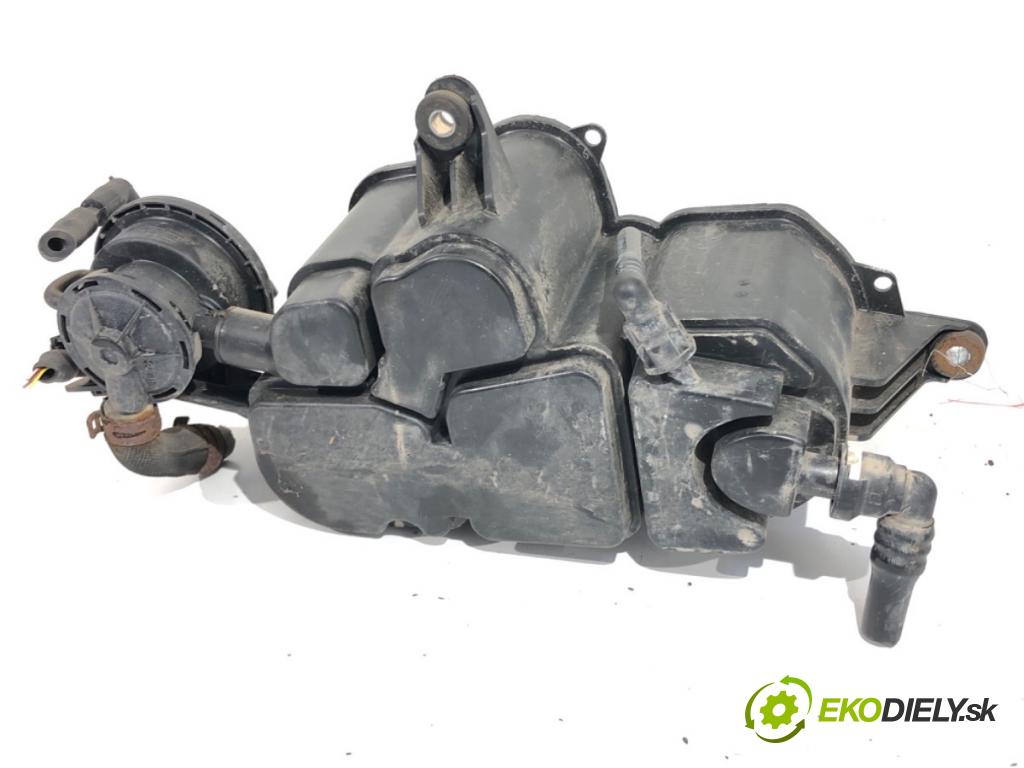 AUDI A4 B8 sedan 2012 155 kW 2.0 TFSI 1984 filtr pylový 8K0201801C
