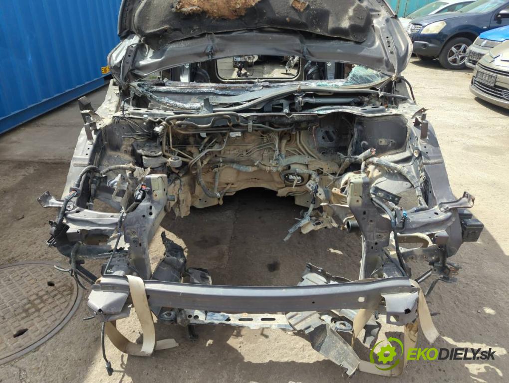 HONDA CR-V IV SUV 2015 118 kW 1.6 i-DTEC 4WD (RE6) 1597 KAROSERIA ČTVRŤÁK blatník zadní část levý pravý práh střecha PODŁUŻNICA levý pravý