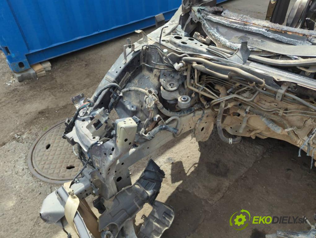 HONDA CR-V IV SUV 2015 118 kW 1.6 i-DTEC 4WD (RE6) 1597 KAROSERIA ČTVRŤÁK blatník zadní část levý pravý práh střecha PODŁUŻNICA levý pravý