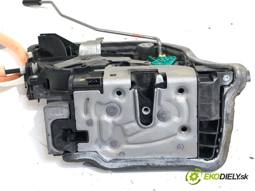 BMW G30 sedan 2019 135 kW 530 e Plug-in-Hybrid 1998 zámok dveře pravý zadní část 7477690