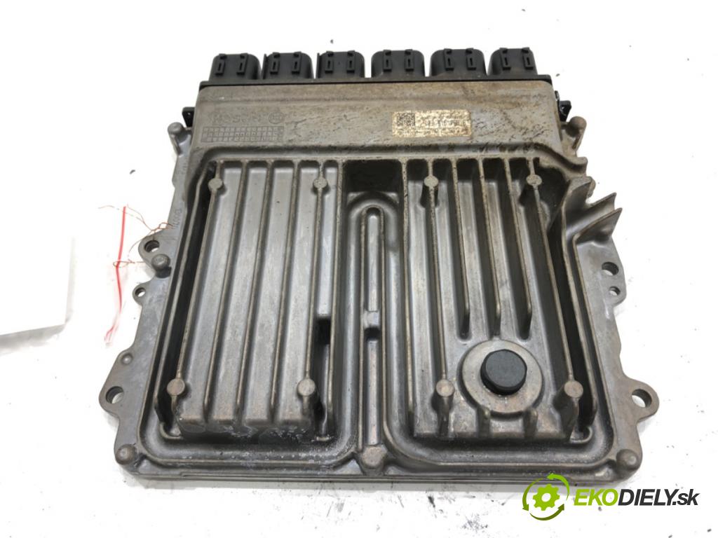 BMW G30 sedan 2019 135 kW 530 e Plug-in-Hybrid 1998 riadiaca jednotka Motor 9894915 (Riadiaca jednotka)