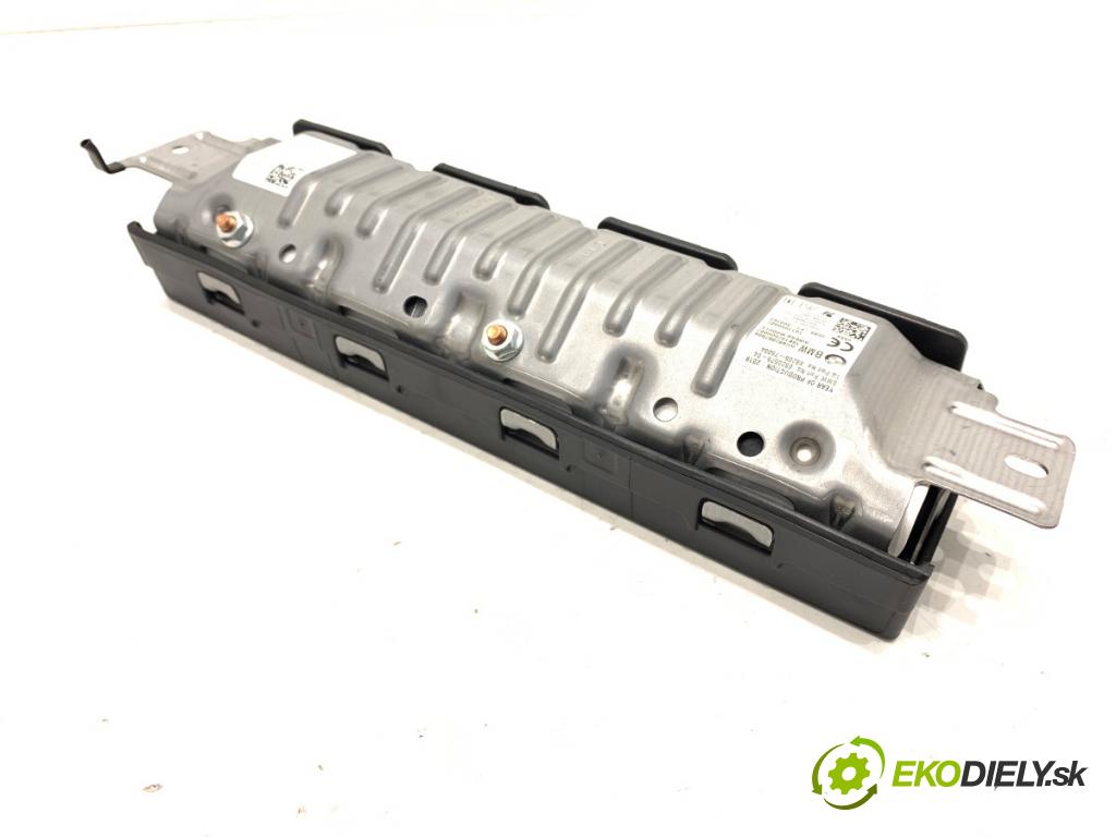 BMW G30 sedan 2019 135 kW 530 e Plug-in-Hybrid 1998 AirBag koleno: 6820575