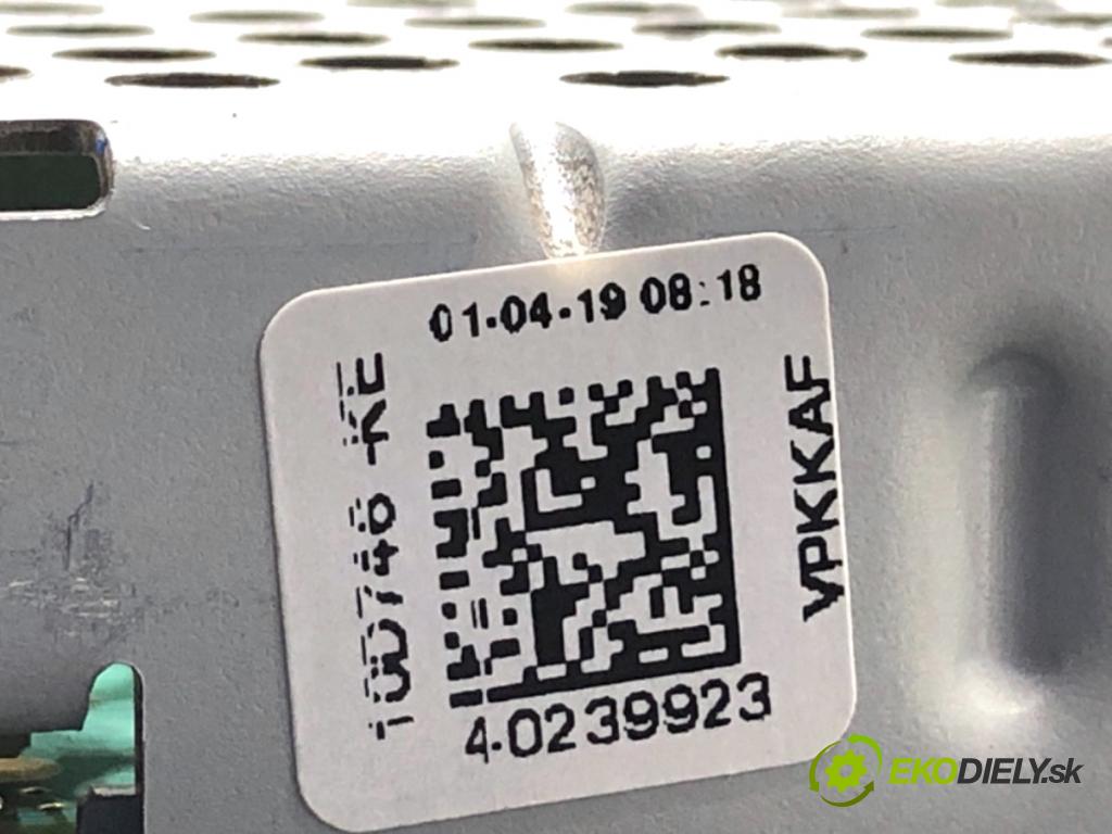 BMW G30 sedan 2019 135 kW 530 e Plug-in-Hybrid 1998 Prístrojovka 9392558 (Prístrojová doska)