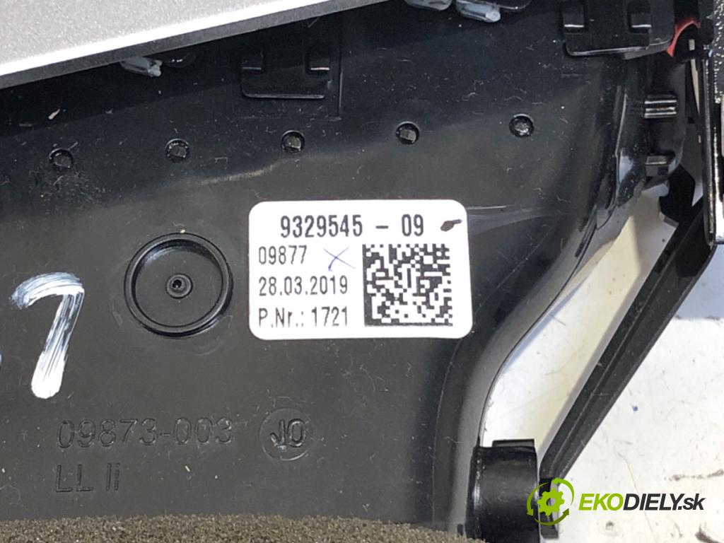 BMW G30 sedan 2019 135 kW 530 e Plug-in-Hybrid 1998 mří topení levý přední část 9329545