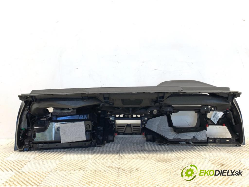 BMW G30 sedan 2019 135 kW 530 e Plug-in-Hybrid 1998 Palubná doska VANKÚŠ: spolujazdca