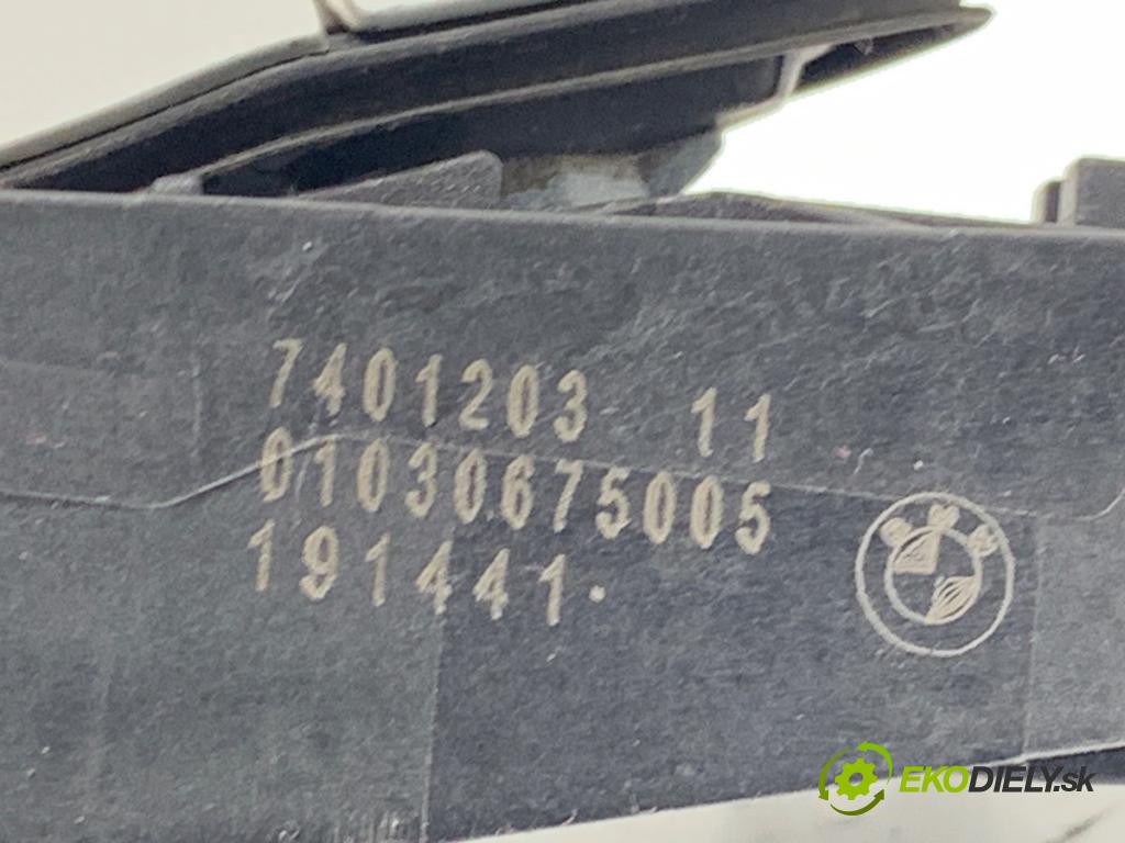 BMW G30 sedan 2019 135 kW 530 e Plug-in-Hybrid 1998 Kľučka vonkajšia ľavy predný