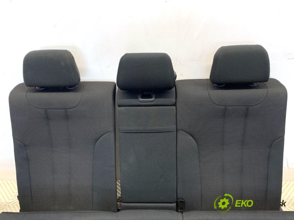 BMW G30 sedan 2019 135 kW 530 e Plug-in-Hybrid 1998 Sedadlo druhý rad