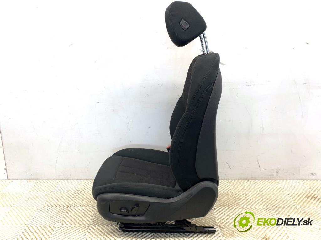 BMW G30 sedan 2019 135 kW 530 e Plug-in-Hybrid 1998 Sedadlo ľavy predný