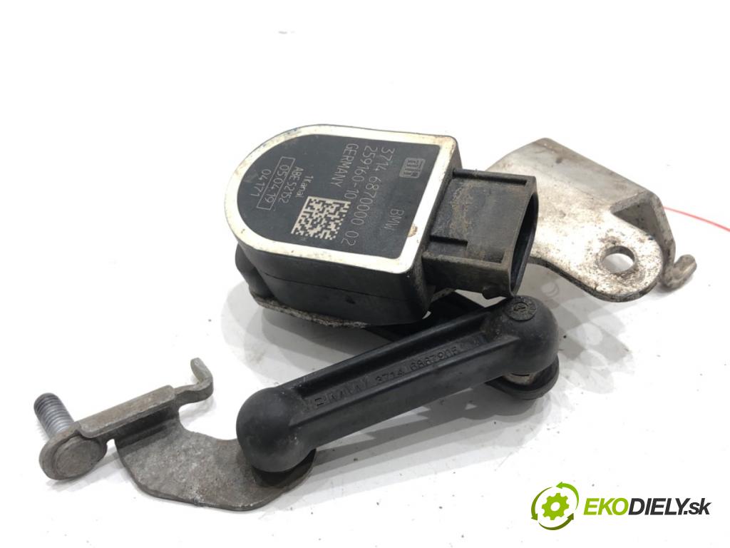 BMW G30 sedan 2019 135 kW 530 e Plug-in-Hybrid 1998 Snímač XENON 6870000 (Snímač)