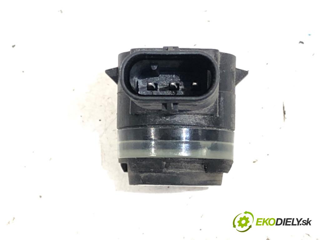 BMW G30 sedan 2019 135 kW 530 e Plug-in-Hybrid 1998 Snímač PDC 9283200