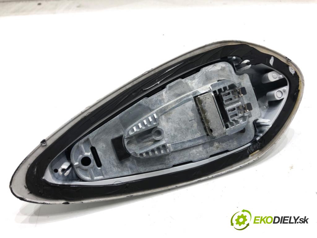 BMW G30 sedan 2019 135 kW 530 e Plug-in-Hybrid 1998 ANTENA 9364616