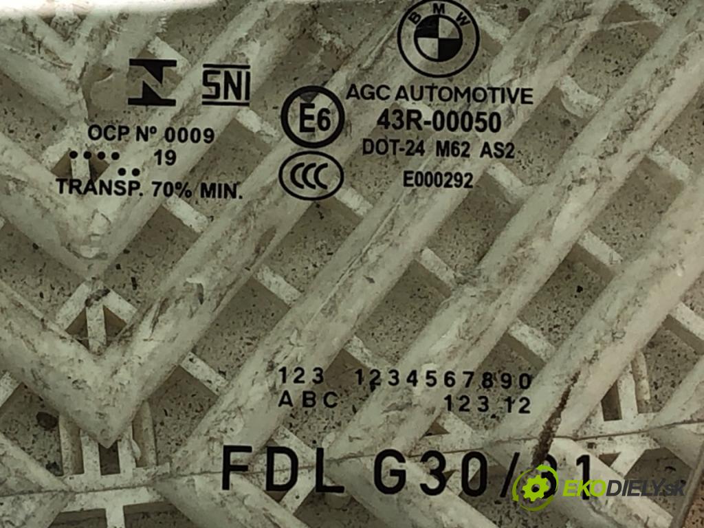 BMW G30 sedan 2019 135 kW 530 e Plug-in-Hybrid 1998 okno levý přední část
