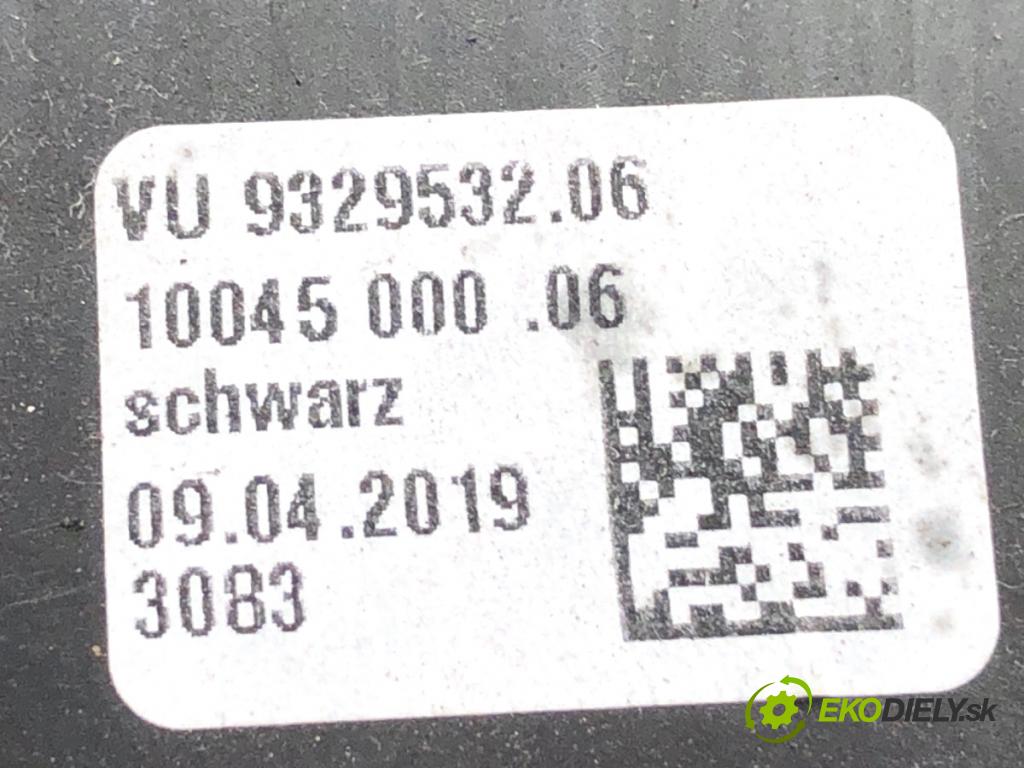 BMW G30 sedan 2019 135 kW 530 e Plug-in-Hybrid 1998 obal tyče volantu 9329532