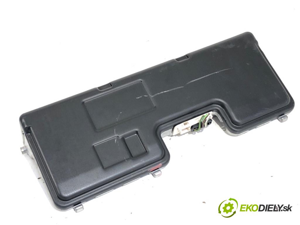 BMW G30 sedan 2019 135 kW 530 e Plug-in-Hybrid 1998 KAMERA okna PŘEDNÍ 9461797