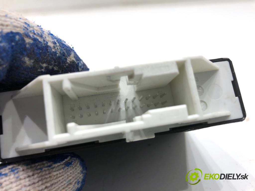 BMW G30 sedan 2019 135 kW 530 e Plug-in-Hybrid 1998 Modul PDC 9891698 (Riadiaca jednotka ostatné)