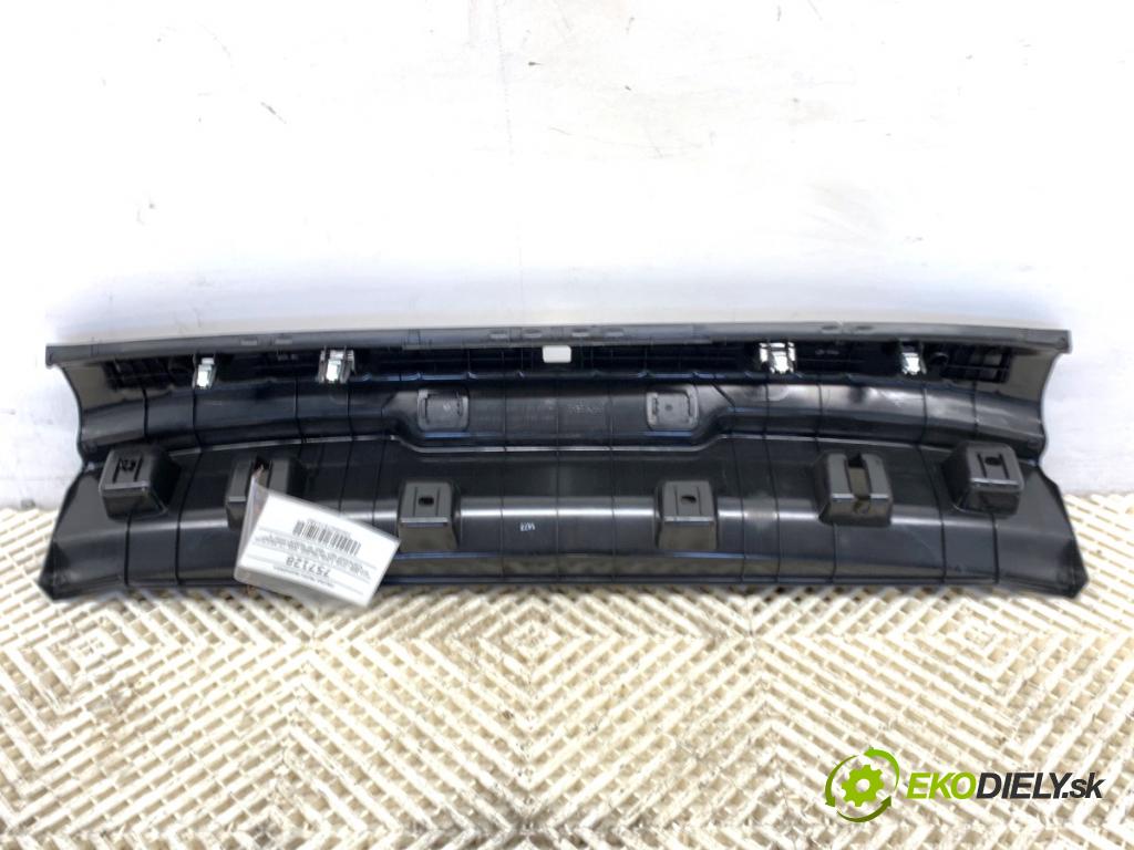 BMW G30 sedan 2019 135 kW 530 e Plug-in-Hybrid 1998 clona prahu kufra 7373575
