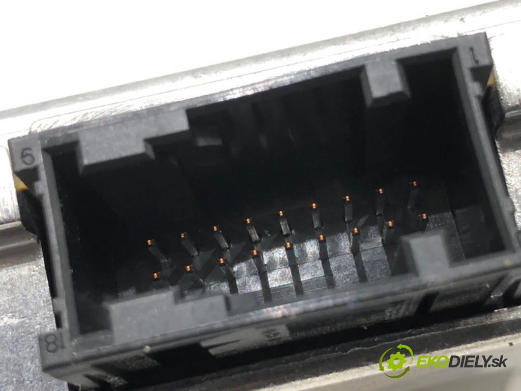 BMW G30 sedan 2019 135 kW 530 e Plug-in-Hybrid 1998 Modul Riadiaca jednotka KAMERY 9891592