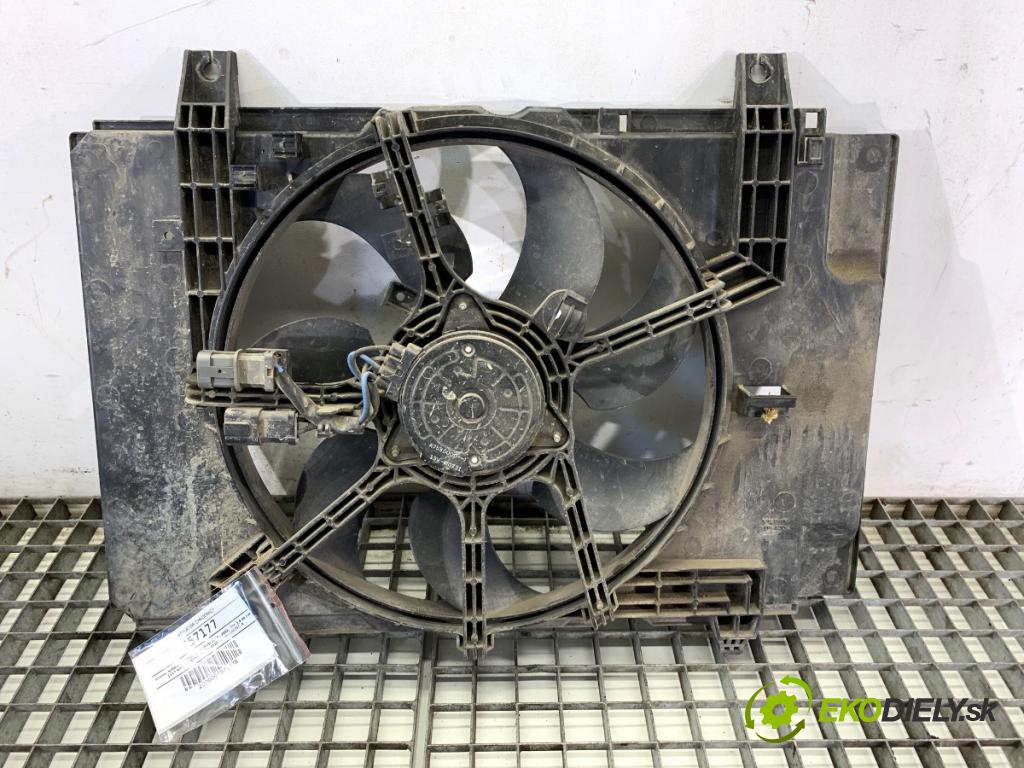 NISSAN JUKE F15 SUV 2011 86 kW 1.6 1598 ventilátor chladiče  (Ventilátor)