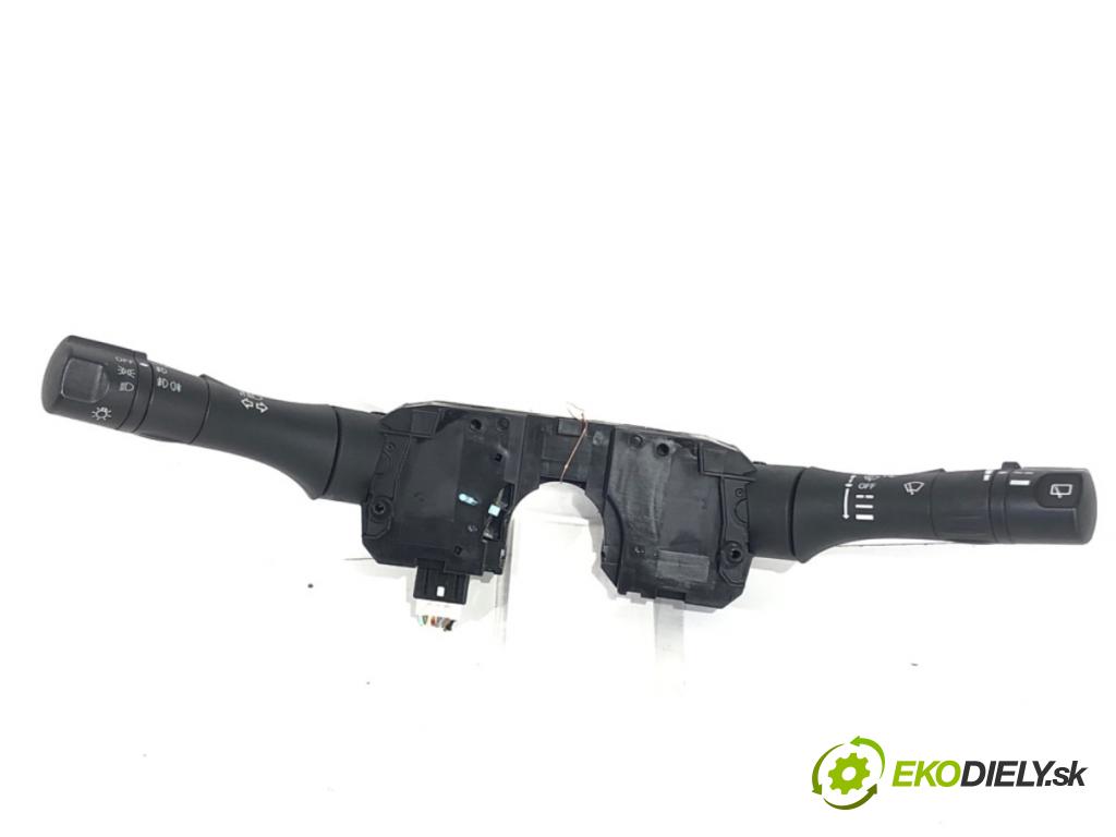 NISSAN JUKE F15 SUV 2011 86 kW 1.6 1598 Prepínač kombinovaný  (Prepínacie páčky pod volantom)