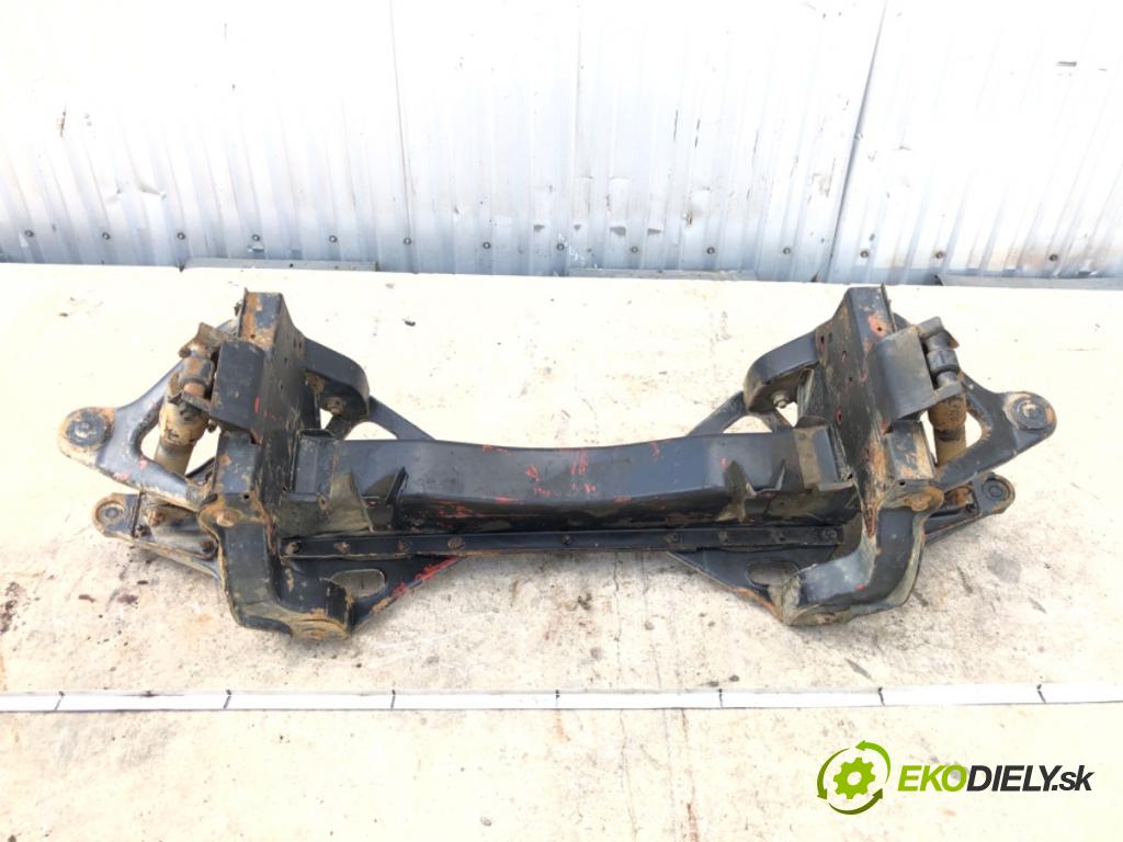 IVECO DAILY III Autobus 2000 78 kW 40 C 11, 50 C 11 2798 výztuha pod motor  (Přední výztuha)