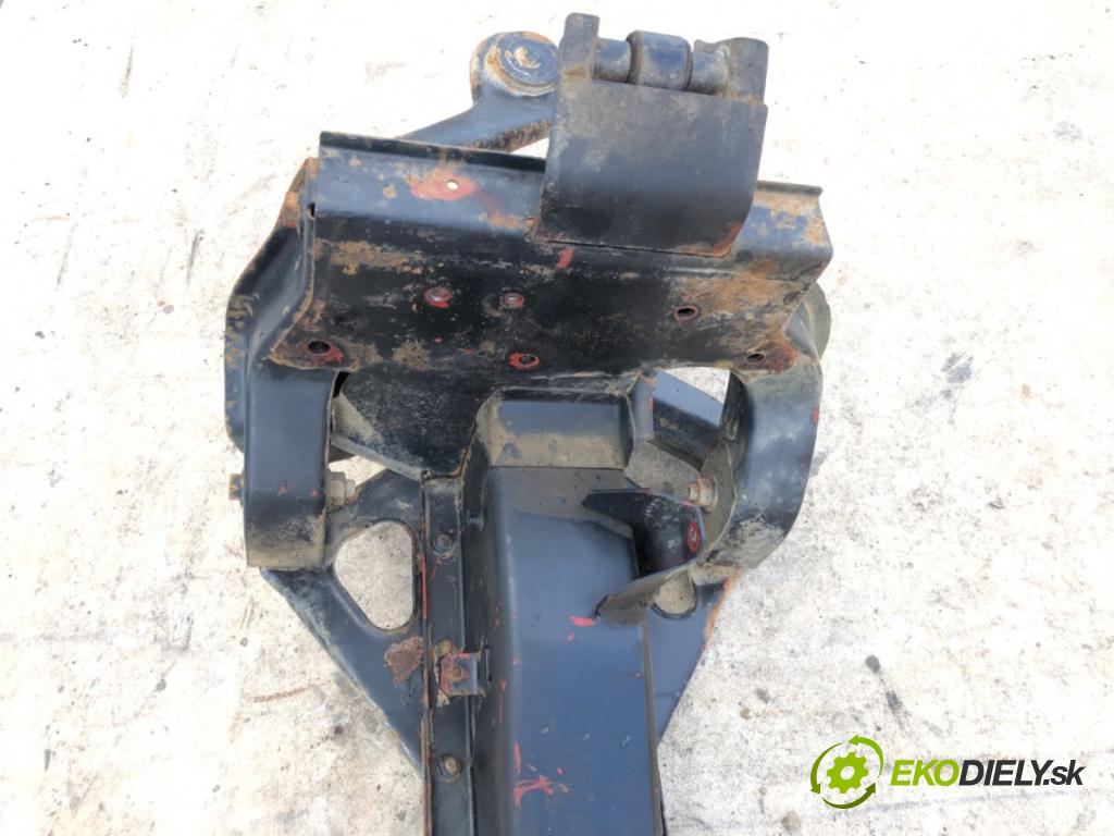 IVECO DAILY III Autobus 2000 78 kW 40 C 11, 50 C 11 2798 výztuha pod motor  (Přední výztuha)