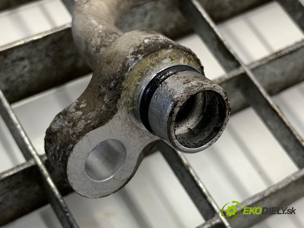 NISSAN JUKE F15 SUV 2011 86 kW 1.6 1598 rúrka klimatizácie  (Rúrka klimatizácie)