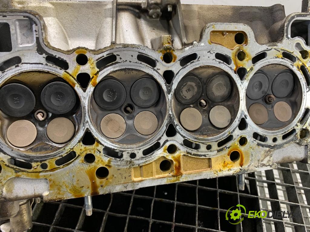 NISSAN JUKE F15 SUV 2011 86 kW 1.6 1598 Hlava valcov HR16DE (Hlava valcov)