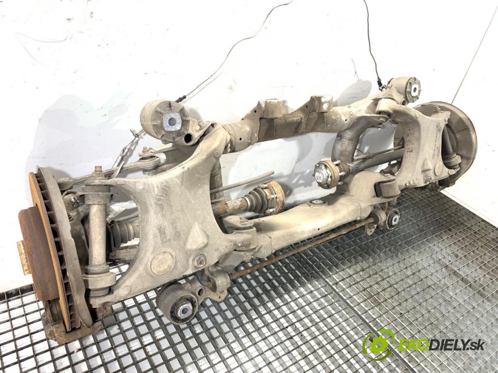 BMW E60 sedan 2008 200 kW 530 i 2996 výztuha zadní část 6770828