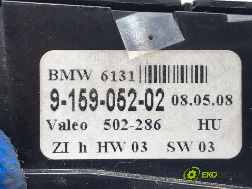BMW E60 sedan 2008 200 kW 530 i 2996 Prepínač ohrievania, vyhrievania sedačky 915905202 (Prepínacie páčky pod volantom)