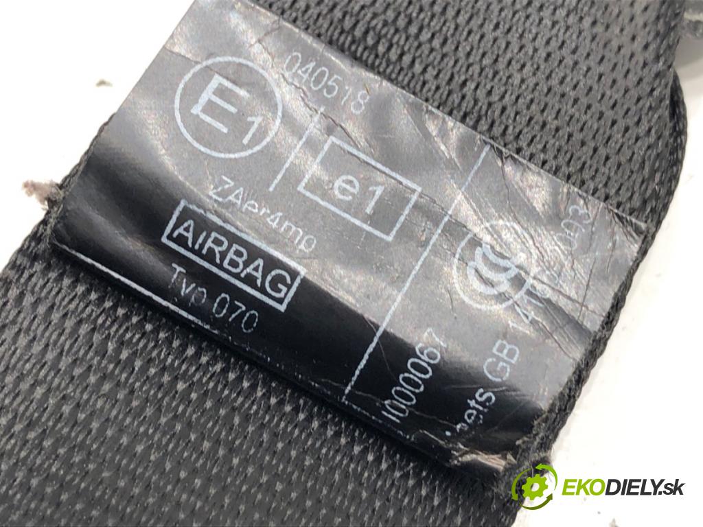 BMW E60 sedan 2008 200 kW 530 i 2996 držák bezpečnost pravý přední část 601629600D