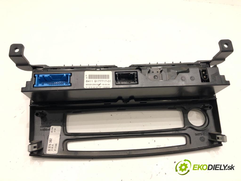 BMW E60 sedan 2008 200 kW 530 i 2996 Panel ovládania kúrenia 9177717 (Prepínacie páčky pod volantom)