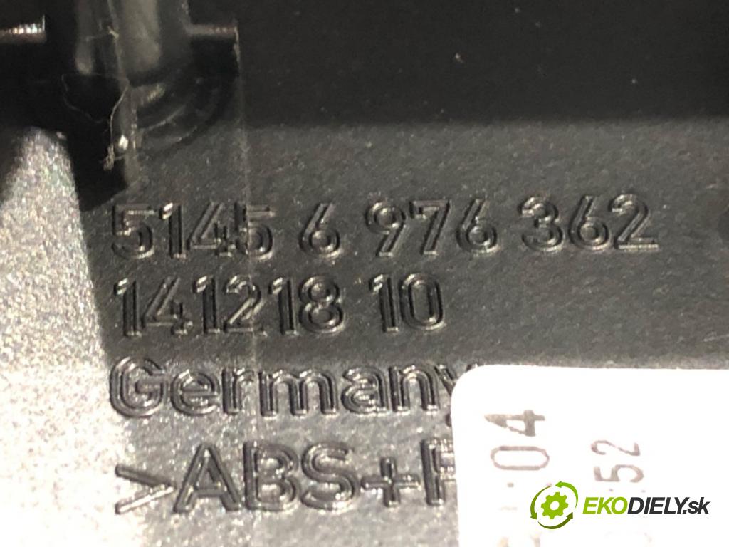 BMW E60 sedan 2008 200 kW 530 i 2996 Panel ovládania kúrenia 9177717 (Prepínacie páčky pod volantom)