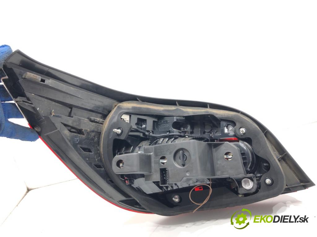 BMW E60 sedan 2008 200 kW 530 i 2996 světlo pravý zadní část 7361882