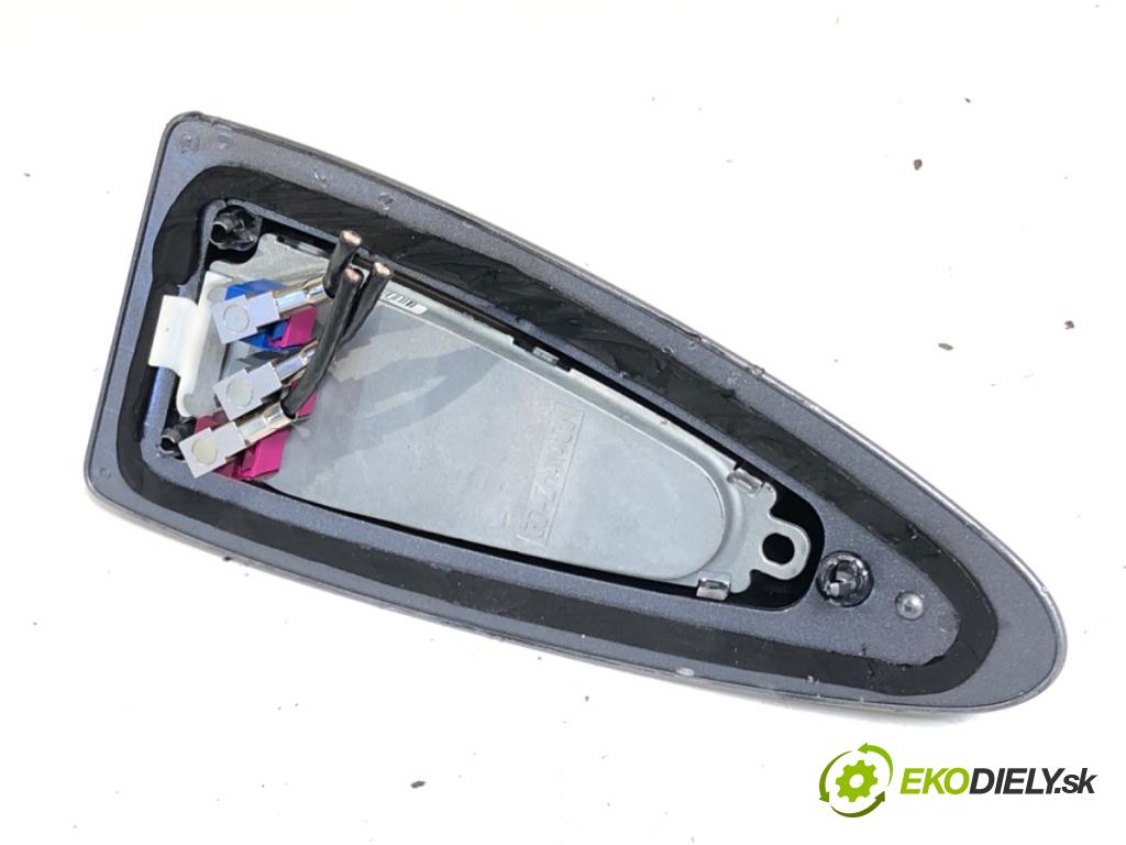 BMW E60 sedan 2008 200 kW 530 i 2996 ANTENA 8045301