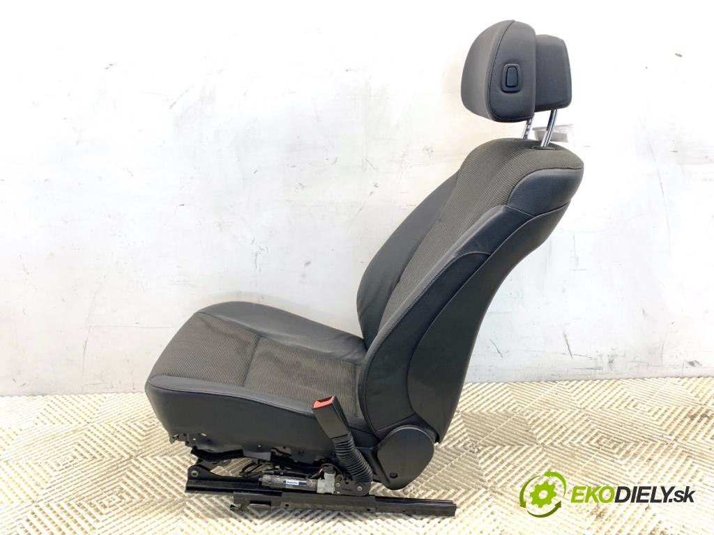 BMW E60 sedan 2008 200 kW 530 i 2996 Sedadlo pravy predný