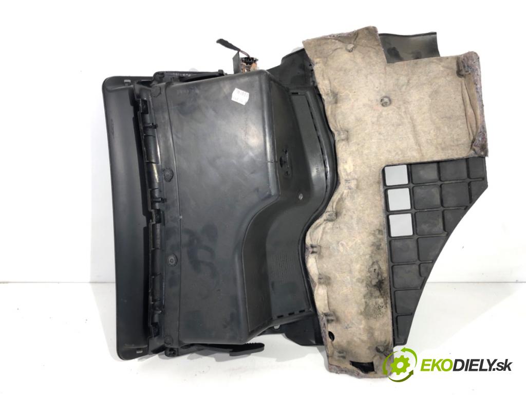 VW PASSAT B5 FL sedan 2002 96 kW 1.9 TDI 1896 Priehradka, kastlík spolujazdca 3B1857101 (Priehradka (kastlík))