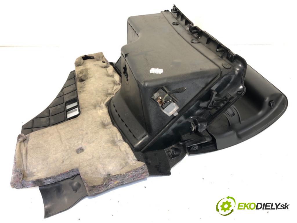 VW PASSAT B5 FL sedan 2002 96 kW 1.9 TDI 1896 Priehradka, kastlík spolujazdca 3B1857101 (Priehradka (kastlík))